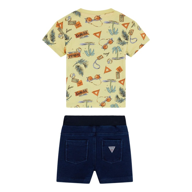 ensemble t-shirt et short